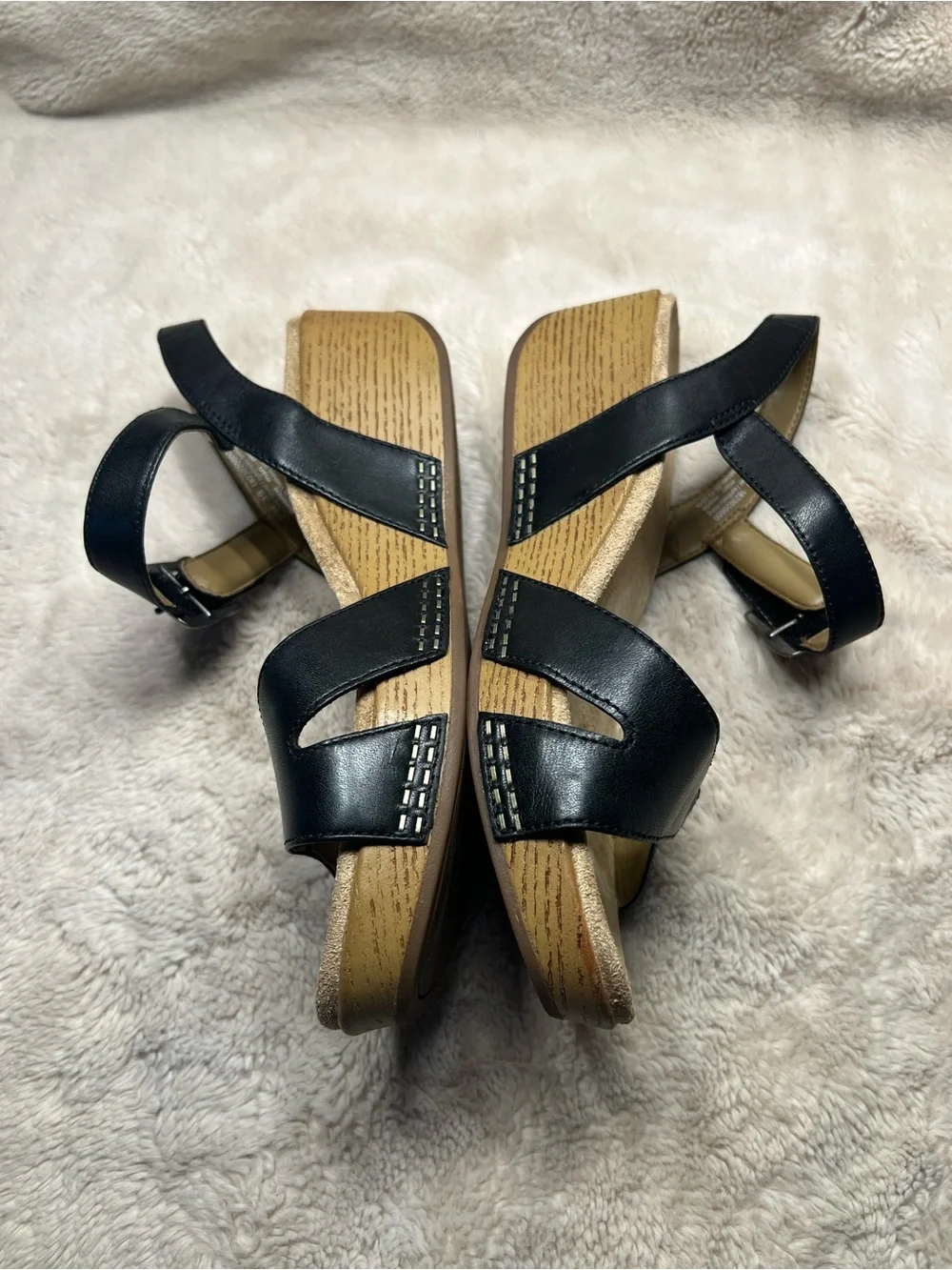 Dansko women's Laurie sandals black leather size 39 or US 9
